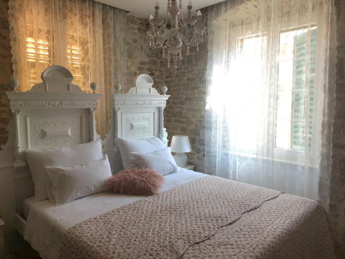 L&L Rooms Royal Σίμπενικ Εξωτερικό φωτογραφία