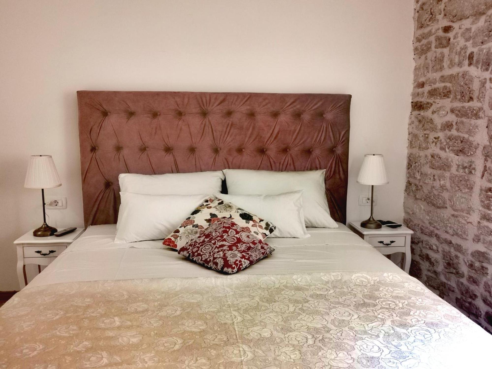 L&L Rooms Royal Σίμπενικ Δωμάτιο φωτογραφία