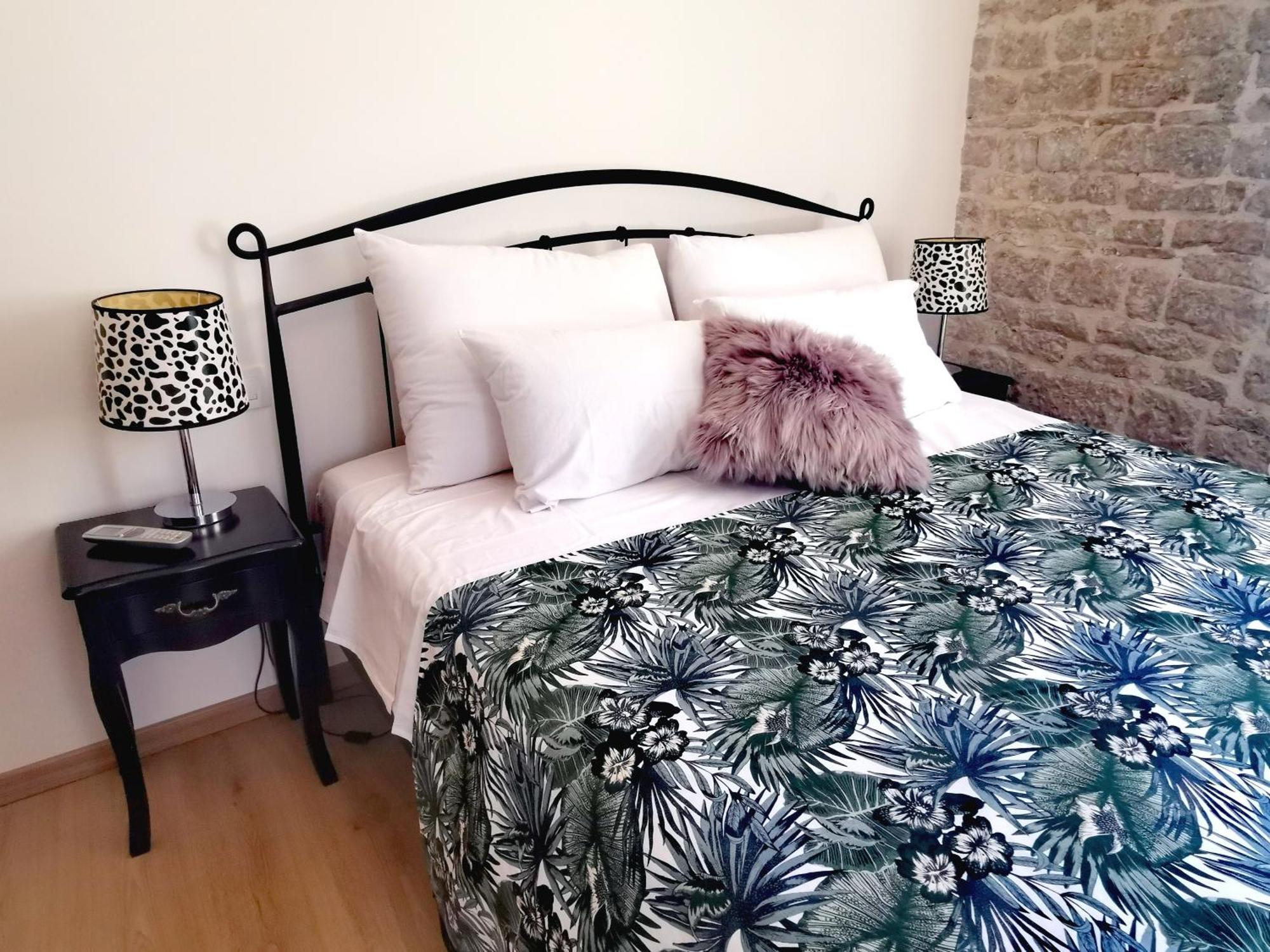 L&L Rooms Royal Σίμπενικ Δωμάτιο φωτογραφία